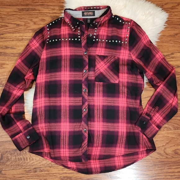 Shyanne Tops - Shyanne Brushed Flannel Studded Detail Collared Button Down Womens Shirt